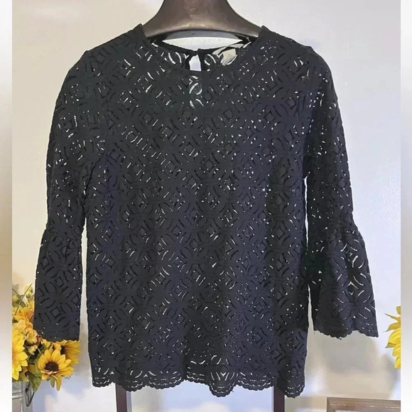 🖤 H&M Black Lace Eyelet Blouse Bell Sleeve Chic Elegant Top - Picture 2 of 7
